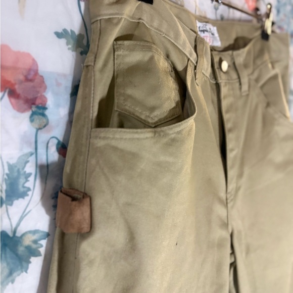 Vintage Men's Tan Work Pants with Knee Patches - Picture 4 of 11